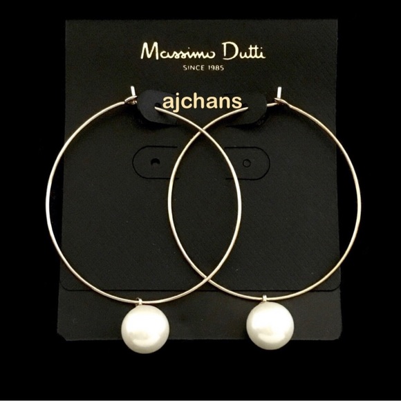Massimo Dutti Gold Hoop earring NWT - Picture 1 of 3